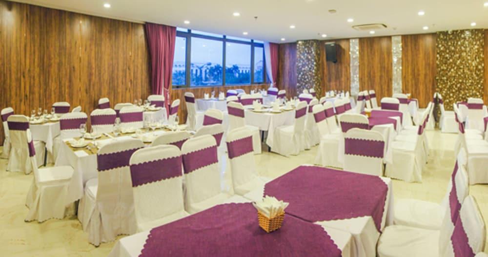 Lavender Riverside Hotel 岘港 外观 照片